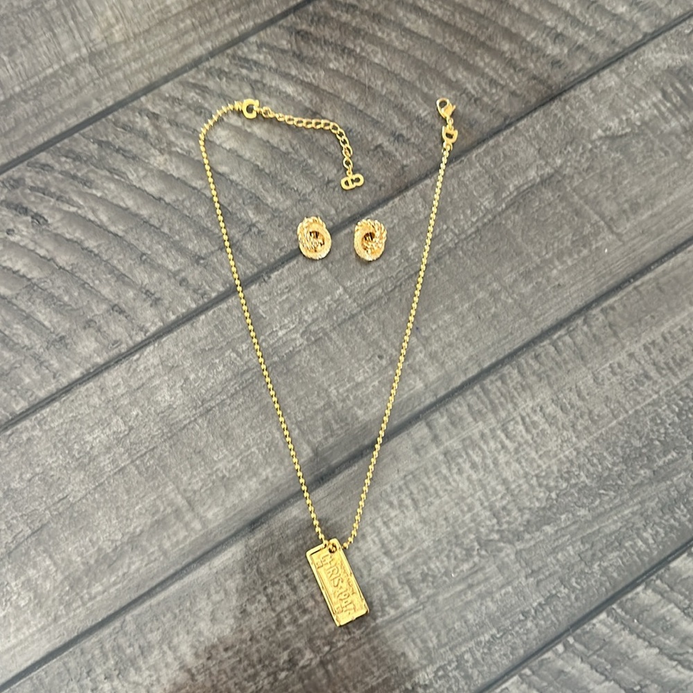 💯 Rare Christian Dior dog tag Necklace and Earrings